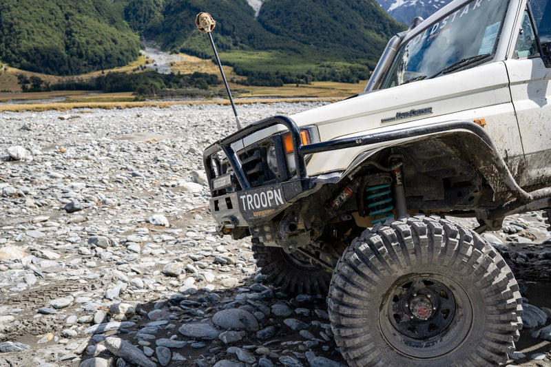 70 Series Land Cruiser High Cut Front Bumper Kit - Photo 10